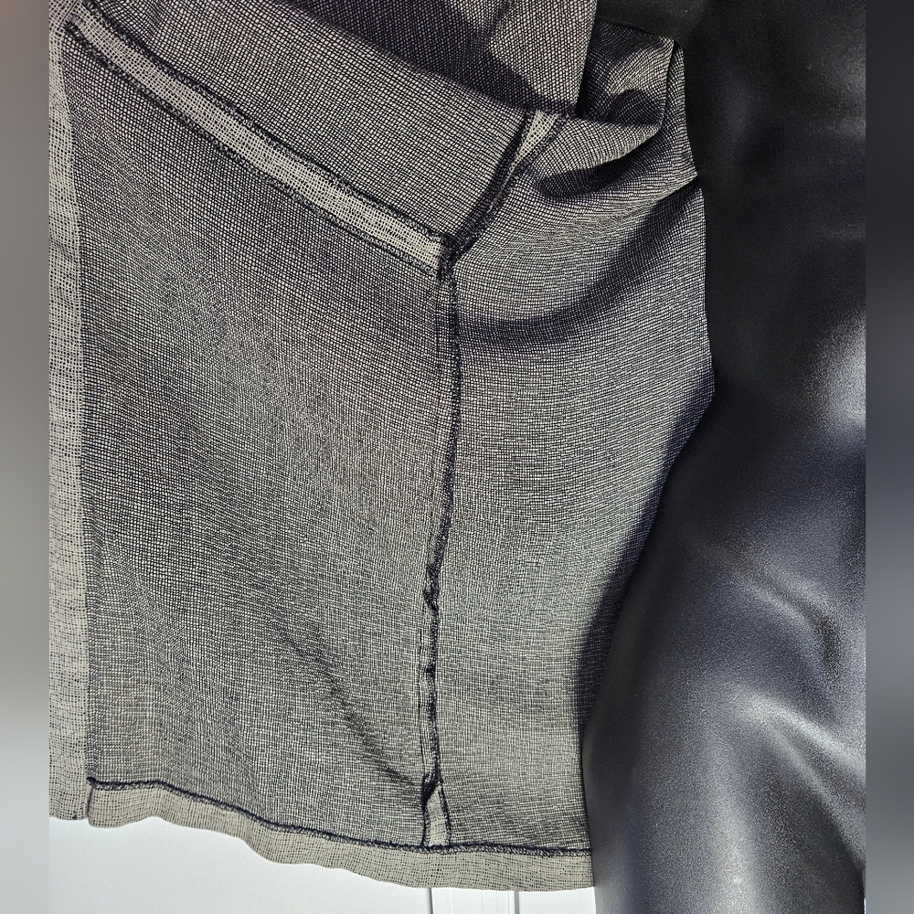 Reformation Open-Front Blazer - Picture 2 of 5